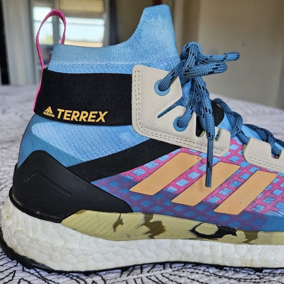 VGUC Adidas Terrex Free Hiker Prime Blue Hazy Sky Women 7.5 - Picture 2 of 16
